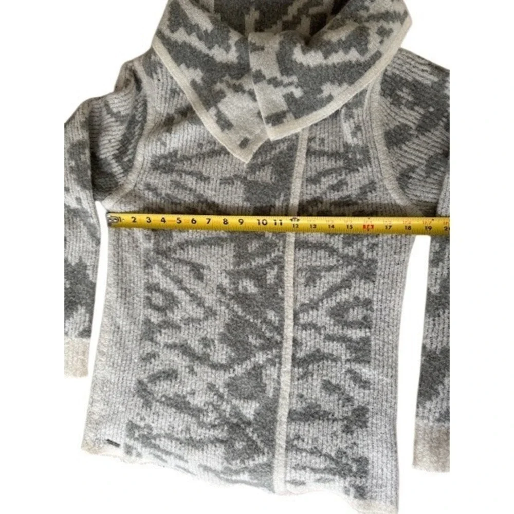 Prana Gray Patterned Cowl Neck Long Sleeve Knit Sweater‎ Women's - Size M